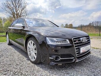 Audi S8 - 1