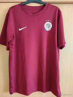 Funkční tričko Nike Sparta Praha vel. 168-173