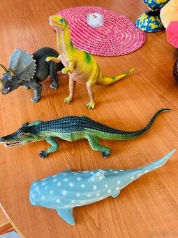 Dinosauři + krokodýl
