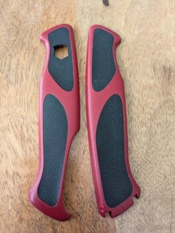 Náhradní střenky victorinox 130 mm
