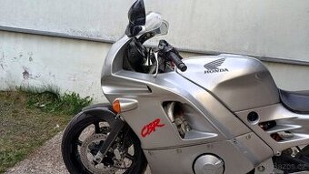Honda CBR 600F PC 25