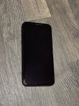 iPhone XS 256 GB šedý