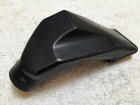 Sací hrdlo chlazení alternátoru BMW e32