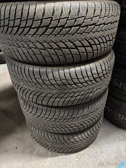 245/35 r21 NOKIAN ZIMNI