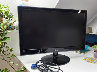 Monitor LG 23'' Full HD (58cm)