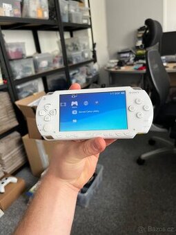 Sony PSP 1000 White s CFW