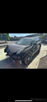Lynk & co , 1.5 hybrid rok 2022 najeto 5700km