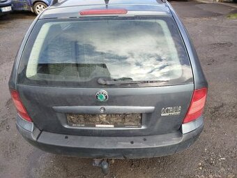 Zdání dveře vrata Octavia 1 combi