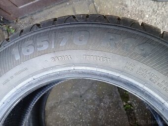 2ks zimní pneu 165/70 r14