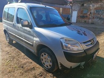 Peugeot partner 1.4i 2007 rok