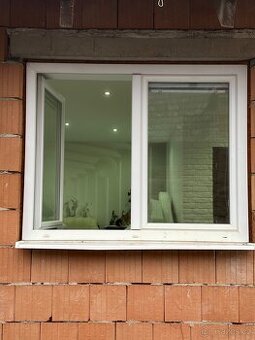 SLEVA-okno+žaluzie+sítě+parapety