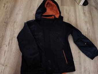 Zimní bunda crivit 134/140