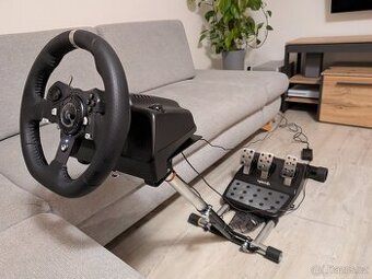 Logitech G920 + stojan na volant Wheel Stand Pro