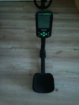 Detektor kovů Hazlewolke DD60