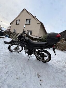 Yamaha XT 125R (2007) – servisovaná, technicky v pořádku