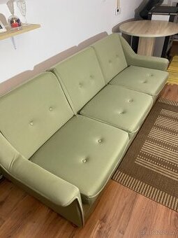 Prodám sedací soupravu.