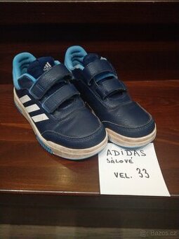 Dětské sálové boty adidas