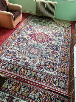 TKANÝ VLNĚNÝ KOBEREC (2 kusy)