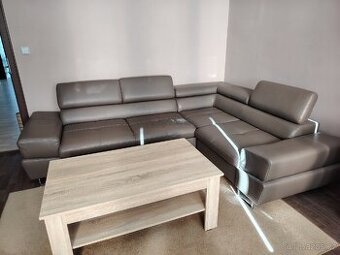 Rohová sedací souprava + konferenční stůl