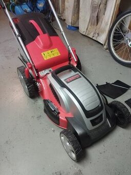 Elektrická sekačka s pojezdem - 1