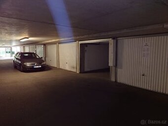 Garáž v ulici Krčínova - 1