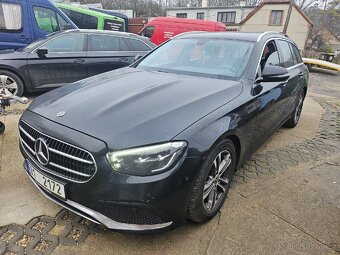 Mercedes Benz W213 E 220d Facelift Rok 2021 143 kW