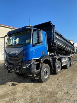 Iveco X-WAY 8x4 a sklápěč S3 + Intardér
