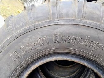 Pneu 15-21