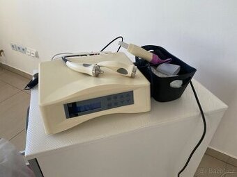 Kosmetický přístroj F332 - 4 v 1 F-332