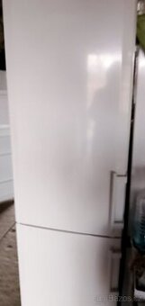 Lednička Liebherr NO FROST ( vyrobeno v Rakousku)