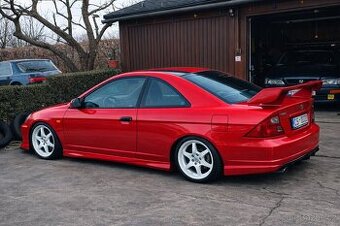 krásný Civic coupe em2