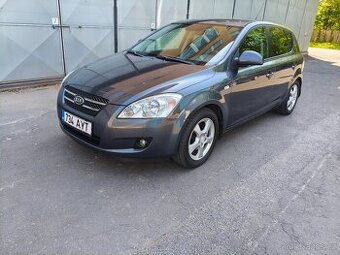 Prodám Kia Ceed 1.6 benzín,AUTOMAT