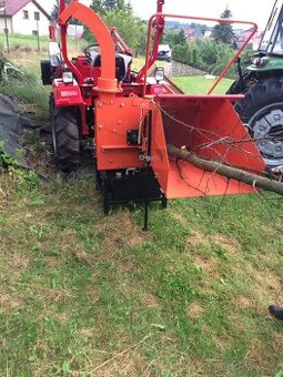 drtič větví, štěpkovač za traktor, hydraulic, do 20 cm větví