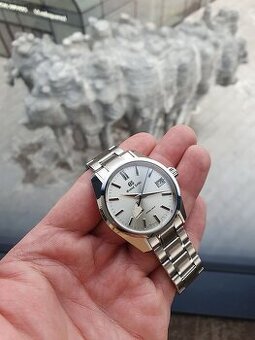 Grand Seiko SBGA373G (44GS pouzdro, Spring Drive)
