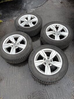 205/60 R16 5x112 / 7J / ET35