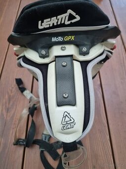 Krční chránič leath brace - 1