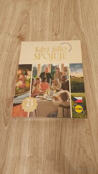 Kuchařka Lidl - Když jídlo spojuje