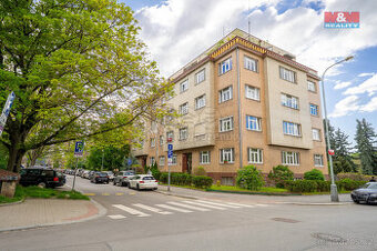 Pronájem bytu 1+1 38m2 s terasou 28m2, Praha 9 - Balabenka