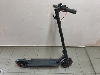 Koloběžka Xiaomi Mi Scooter pro