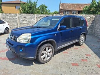 Nissan X-Trail 2,5i+LPG 4x4