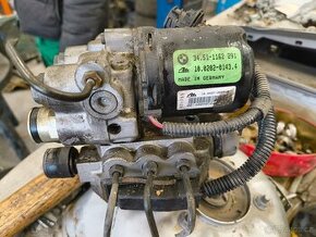 ABS pumpa BMW e36,posilovač brzd - 1