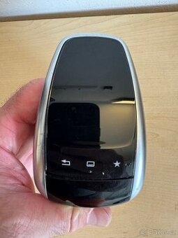 Mercedes W222 touchpad