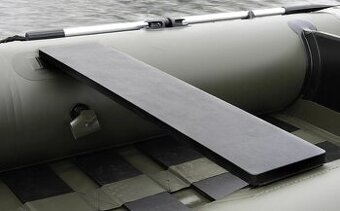 Pronájem rybářského člunu 3m, elektro motoru, baterie - 1
