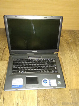 Prodám notebook Asus X51L na díly - 1