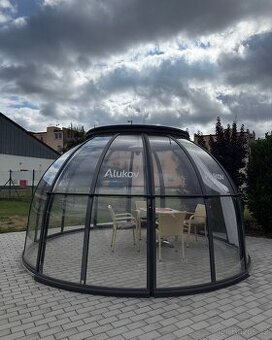 Pergola / zastřešení vířivky / bazénu