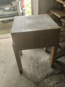 Řeznický špalek - zánovní