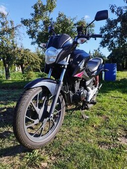 Honda CB125f