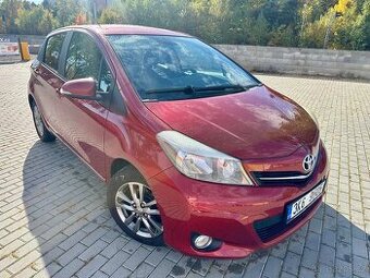 Prodám Toyota Yaris 1.3i Automat