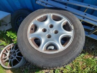 Sada čtyř kol Peugeot 406 letní slušné