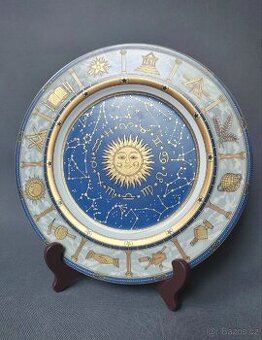 Dekorativní porcelánový talíř "Vesmír" od Hutschenreuther